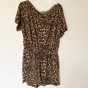 Leopard romper with tie waist
